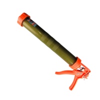 Пистолет для герметика закрытый 600 мл, пластиковый, "MAXIMUM" 07734